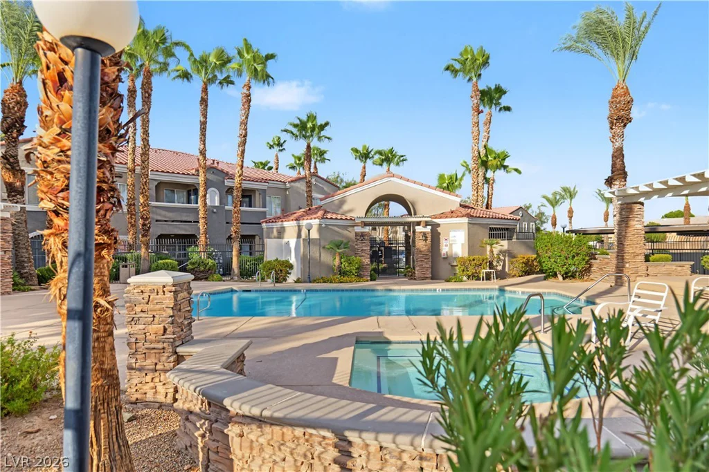 10245 Maryland, Las Vegas, NV 89183