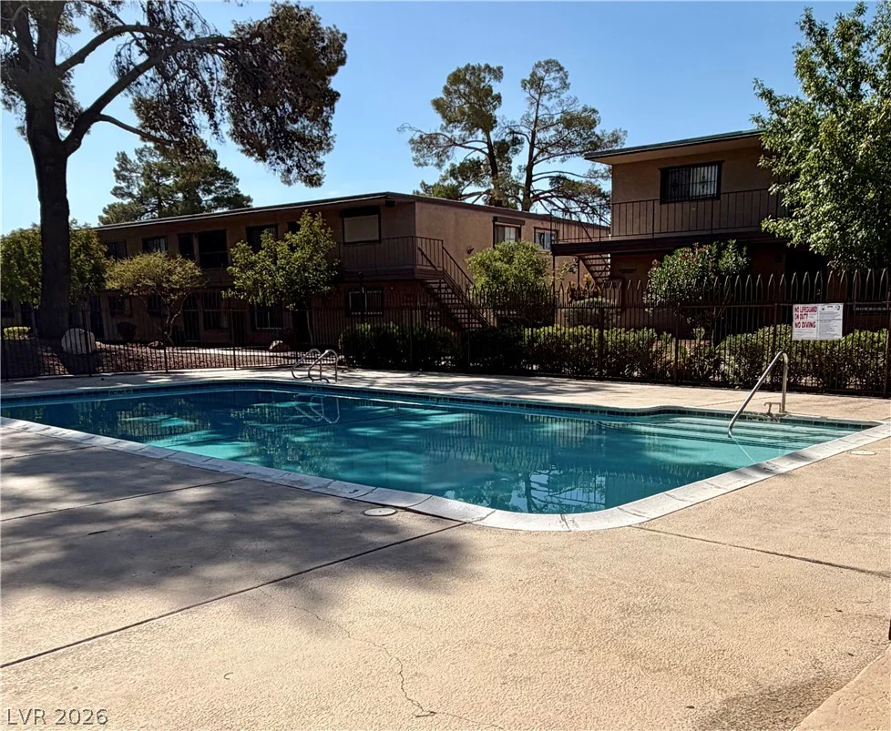 555 Royal Crest, Las Vegas, NV 89169