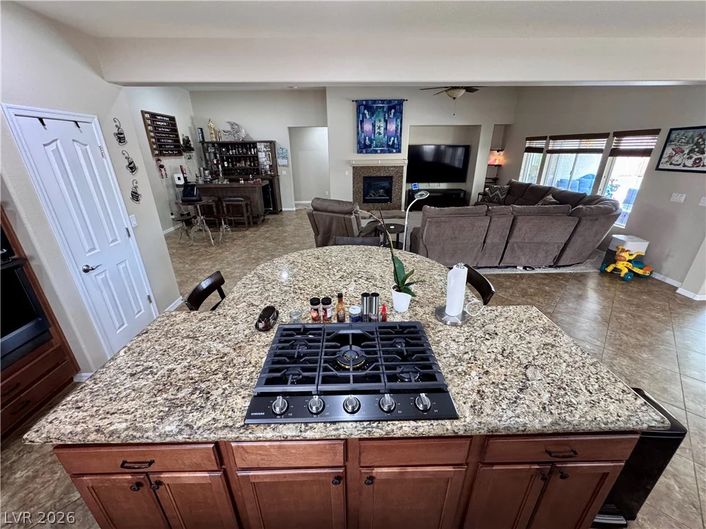 6614 Collingsworth, Las Vegas, NV 89131