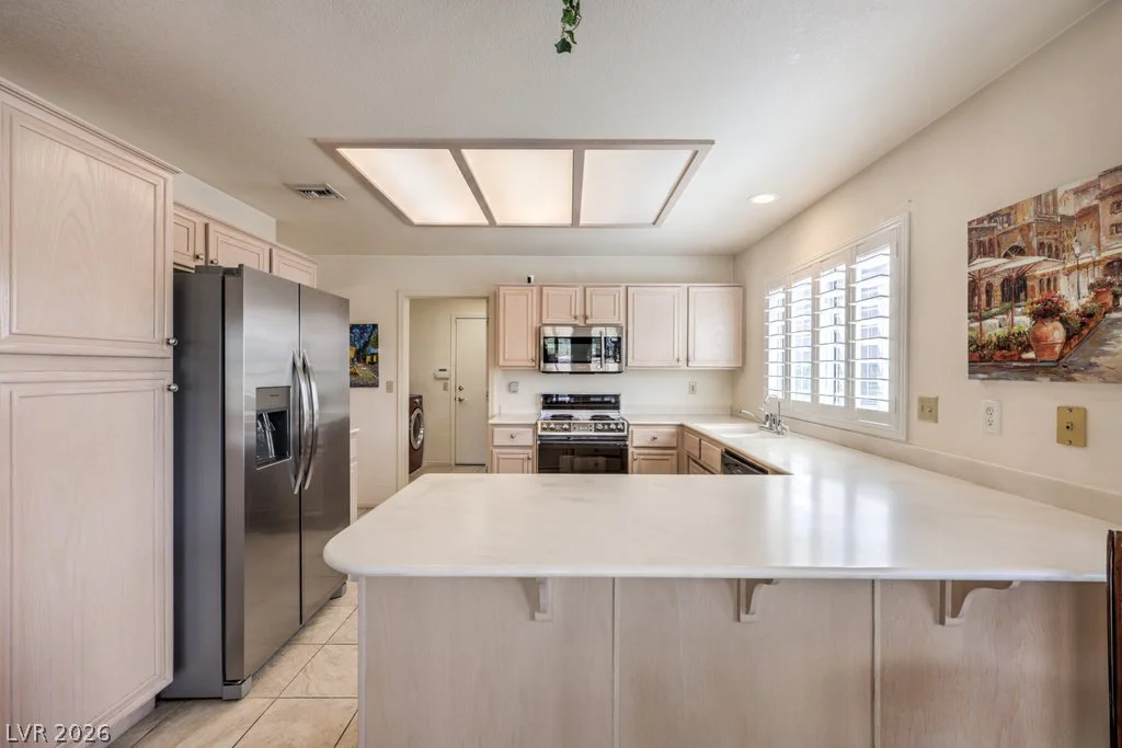 9076 Sundial, Las Vegas, NV 89134