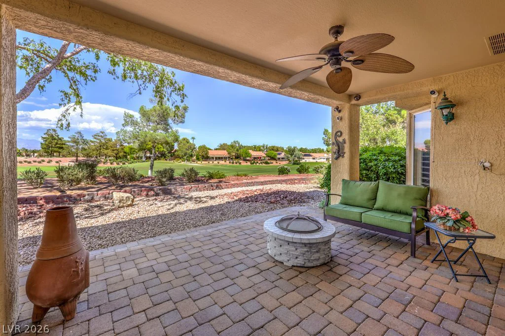 9076 Sundial, Las Vegas, NV 89134