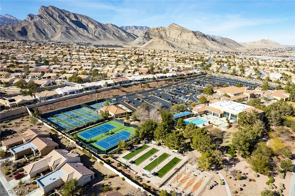 9076 Sundial, Las Vegas, NV 89134
