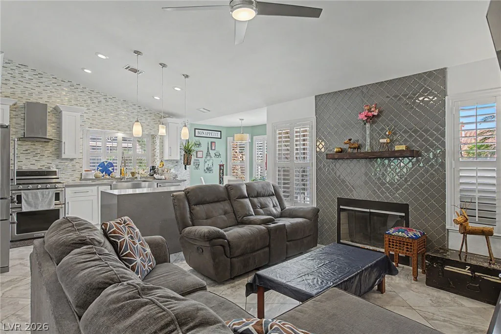 3112 Siena, Las Vegas, NV 89128