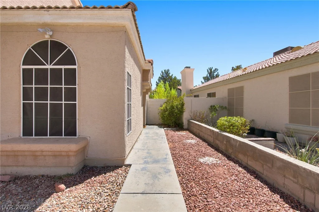 7164 Paradise Bay, Las Vegas, NV 89119