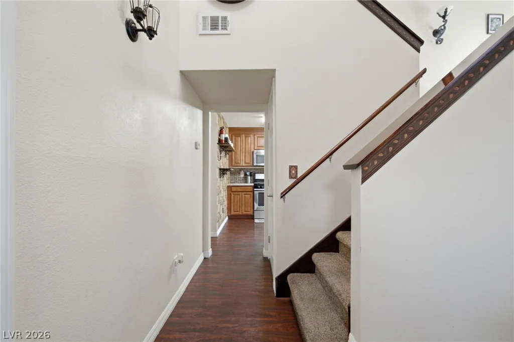 7164 Paradise Bay, Las Vegas, NV 89119