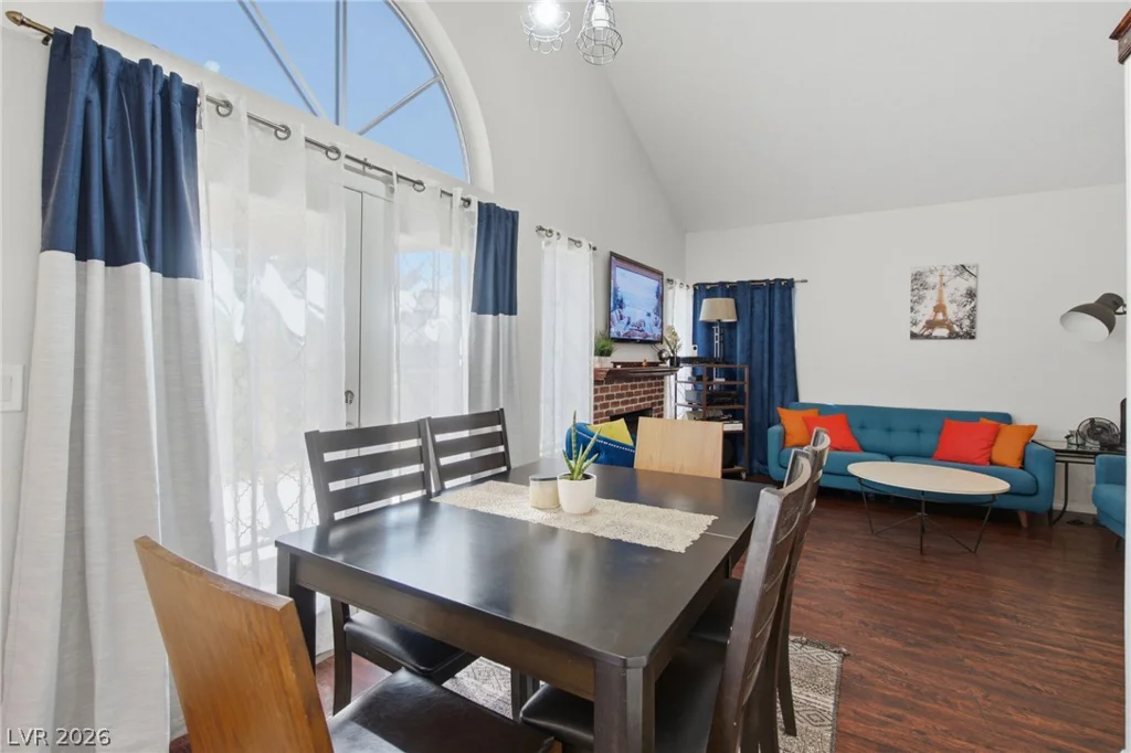 7164 Paradise Bay, Las Vegas, NV 89119