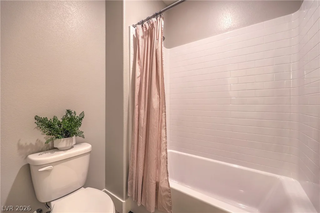7645 Serenity Bay Ln, North Las Vegas, NV 89084