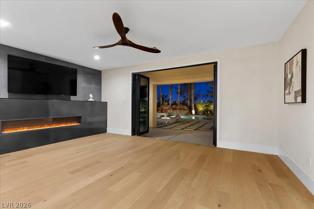 10781 Capesthorne, Las Vegas, NV 89135