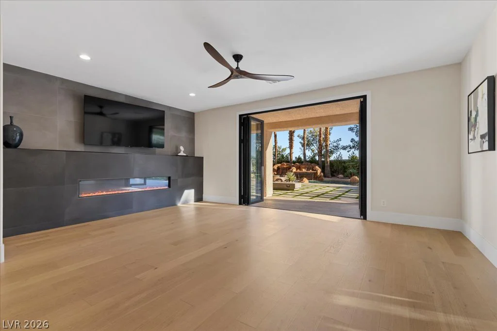 10781 Capesthorne, Las Vegas, NV 89135