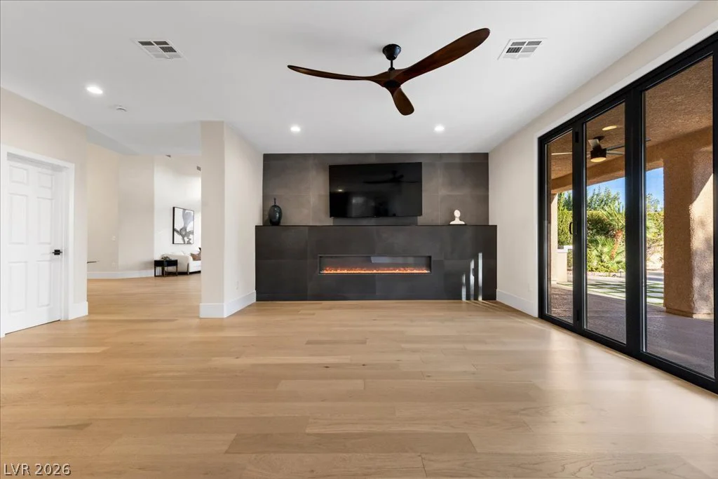 10781 Capesthorne, Las Vegas, NV 89135