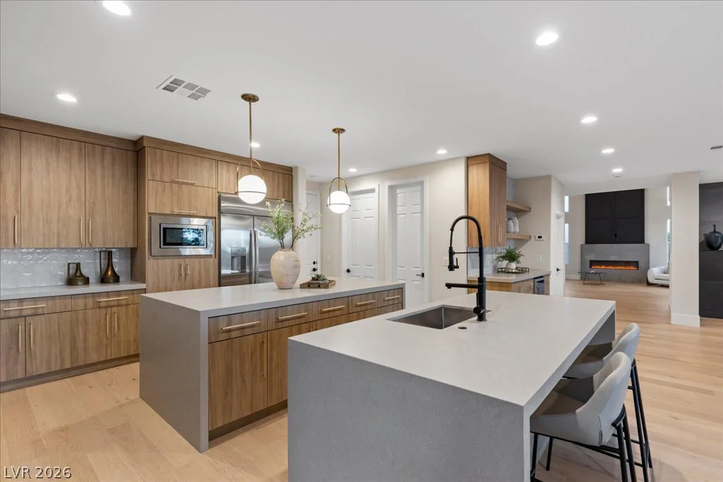 10781 Capesthorne, Las Vegas, NV 89135