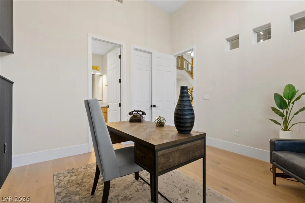 10781 Capesthorne, Las Vegas, NV 89135