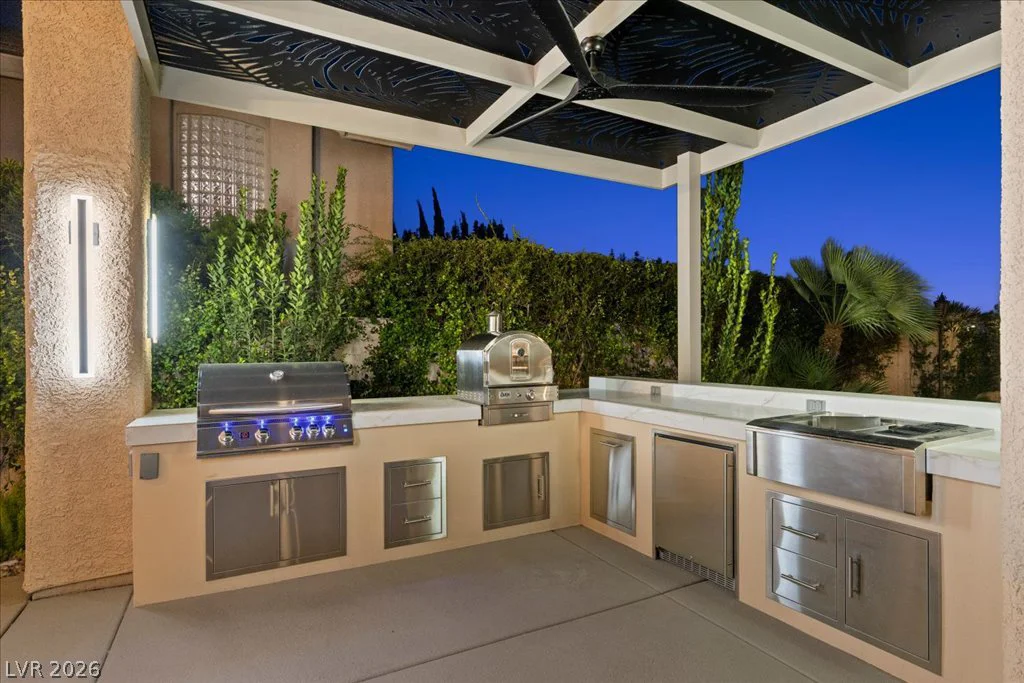 10781 Capesthorne, Las Vegas, NV 89135