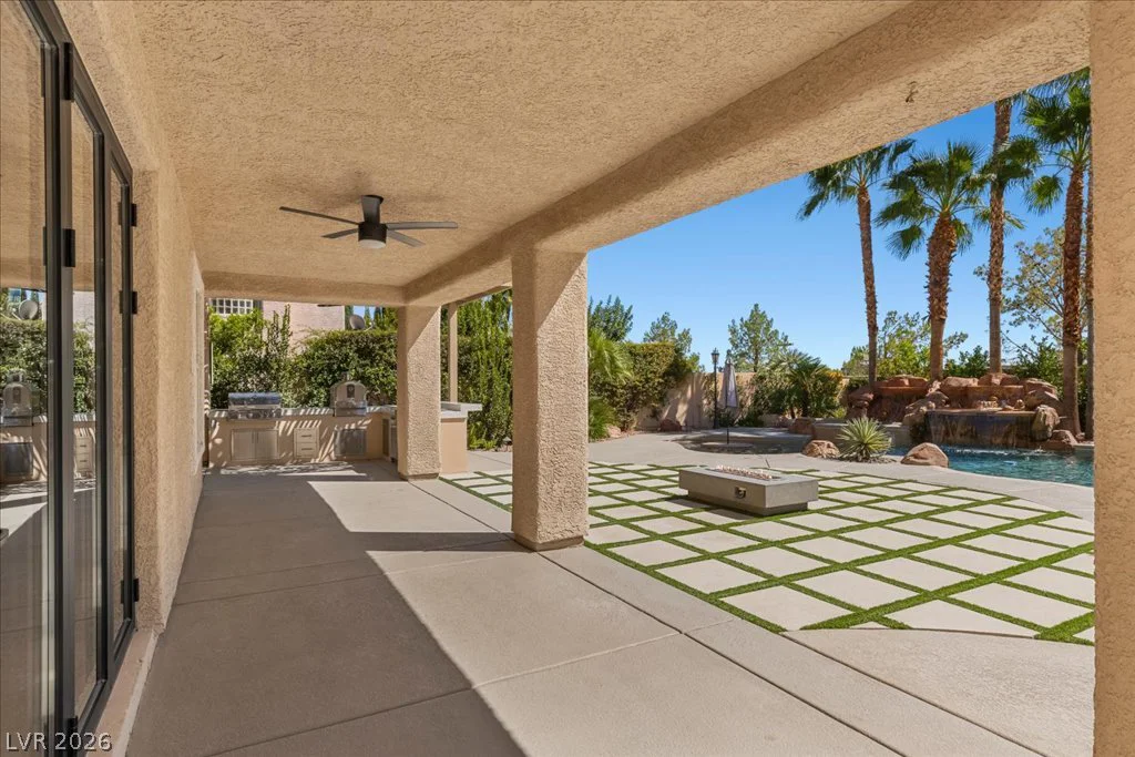 10781 Capesthorne, Las Vegas, NV 89135