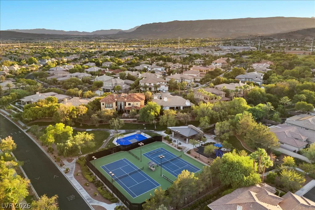 10781 Capesthorne, Las Vegas, NV 89135
