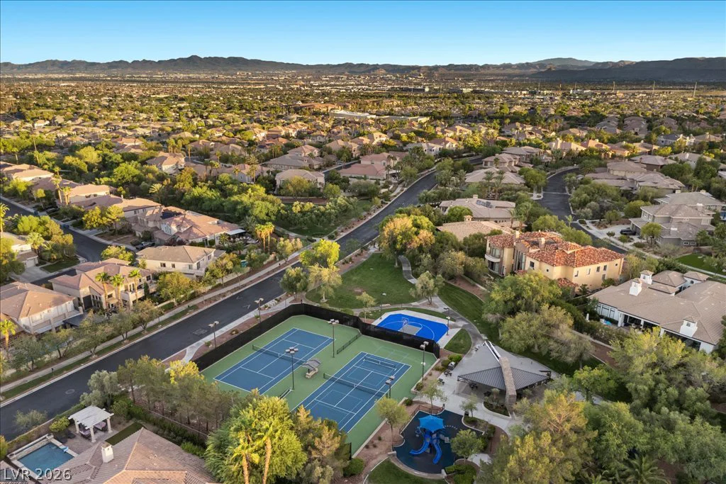 10781 Capesthorne, Las Vegas, NV 89135