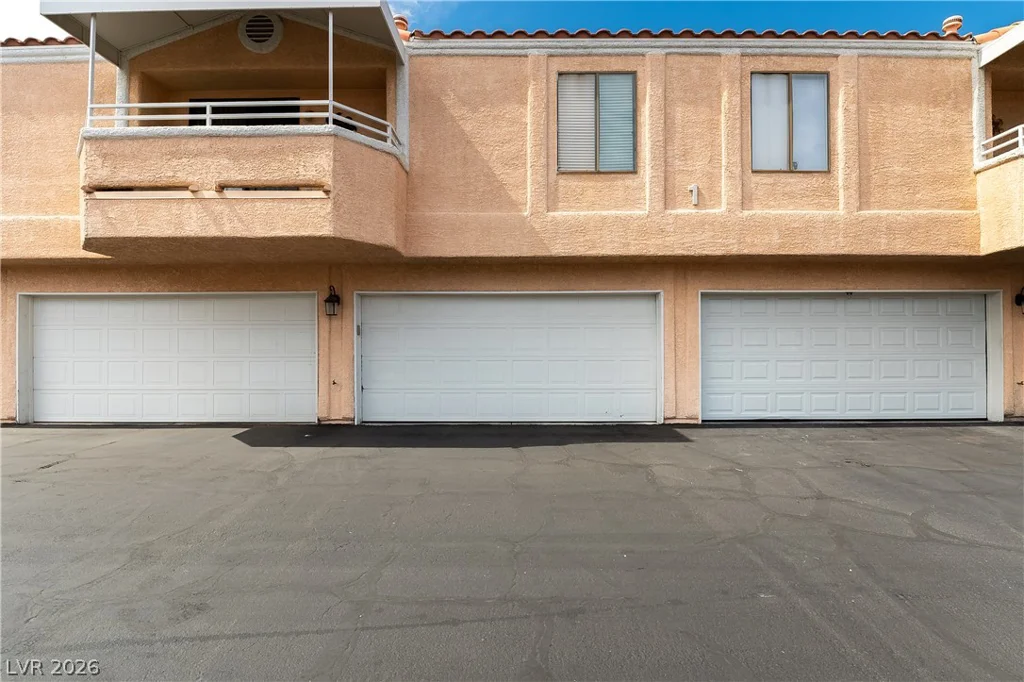 8452 Boseck, Las Vegas, NV 89145