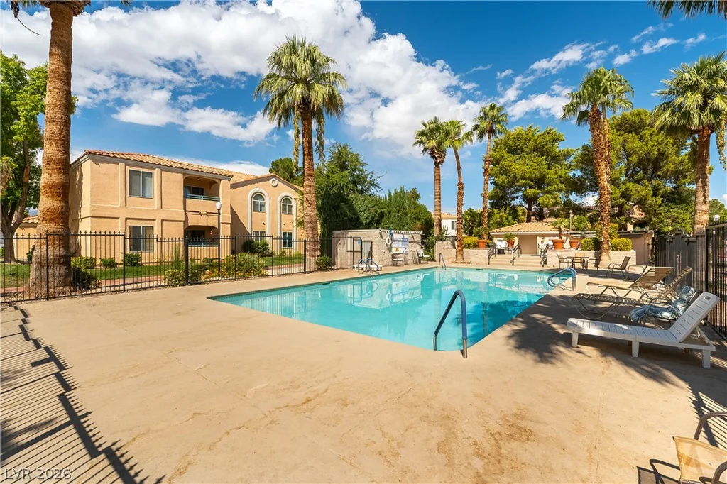 8452 Boseck, Las Vegas, NV 89145
