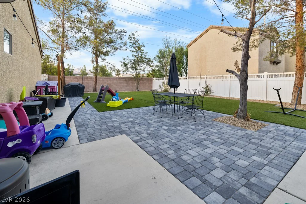 712 Vincents Dream, North Las Vegas, NV 89031
