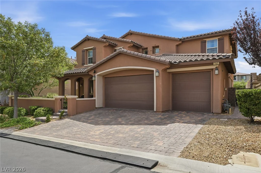 743 Middle Beach, Las Vegas, NV 89138