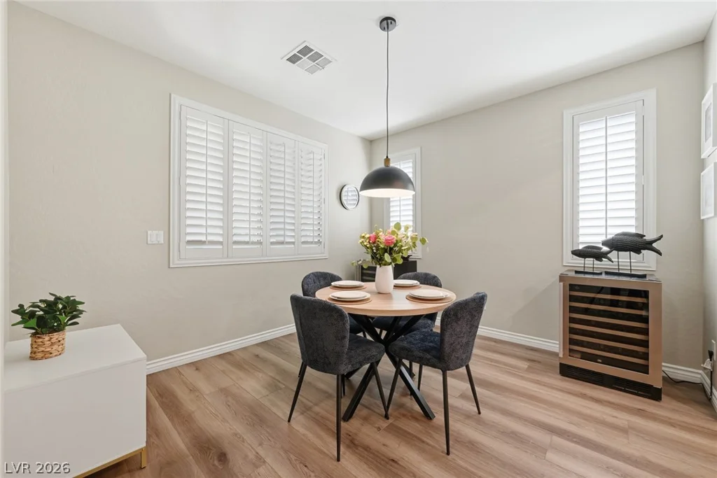 743 Middle Beach, Las Vegas, NV 89138