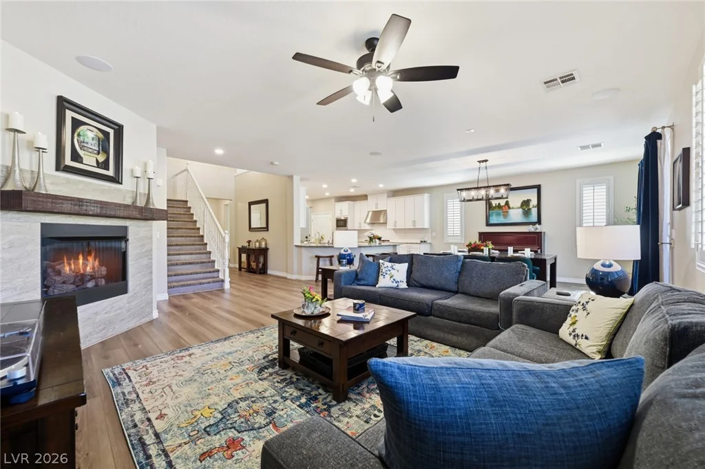 743 Middle Beach, Las Vegas, NV 89138