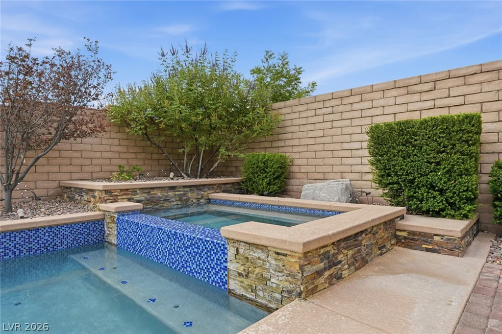 743 Middle Beach, Las Vegas, NV 89138