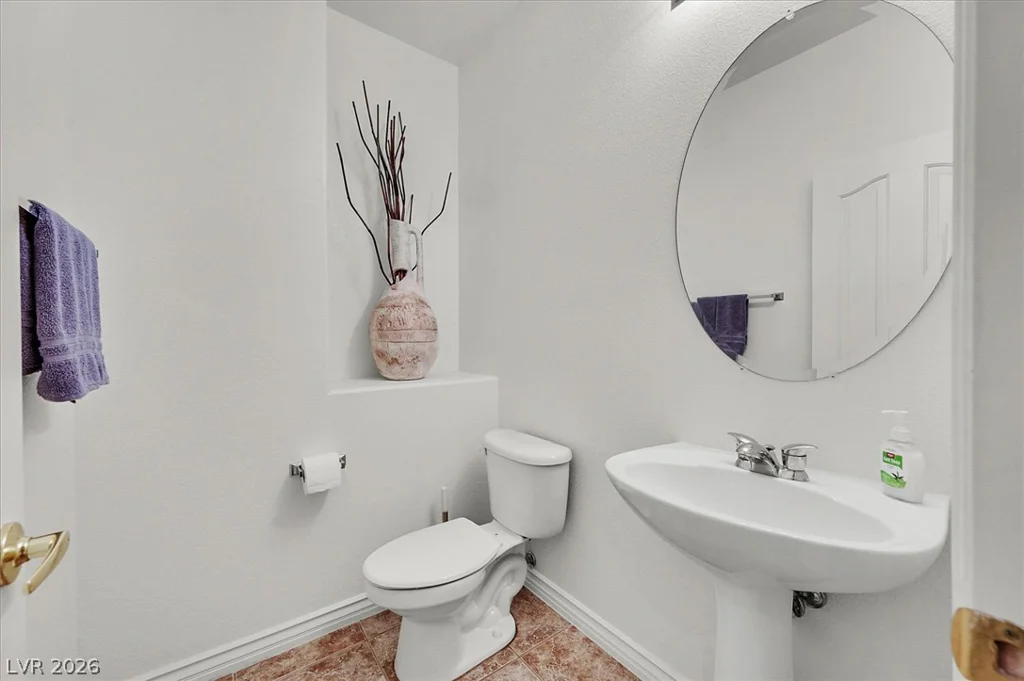 7222 Silver Charm, Las Vegas, NV 89131