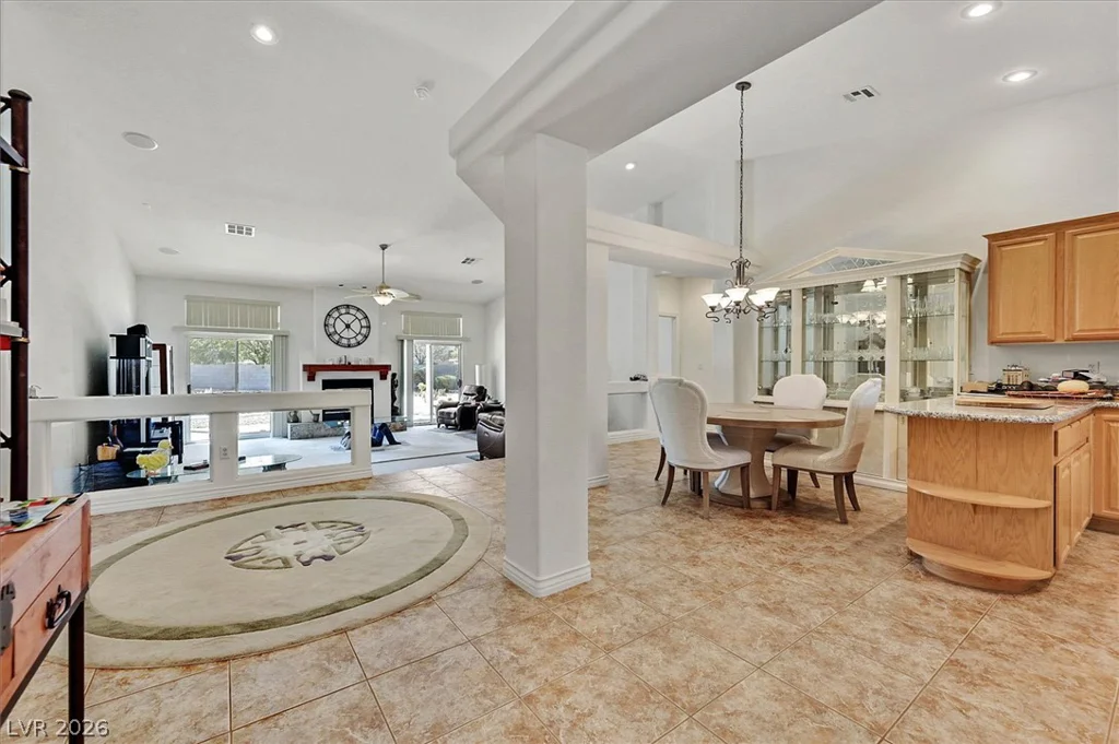 7222 Silver Charm, Las Vegas, NV 89131