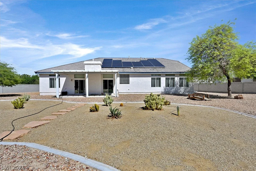 7222 Silver Charm, Las Vegas, NV 89131