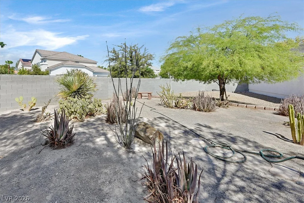 7222 Silver Charm, Las Vegas, NV 89131
