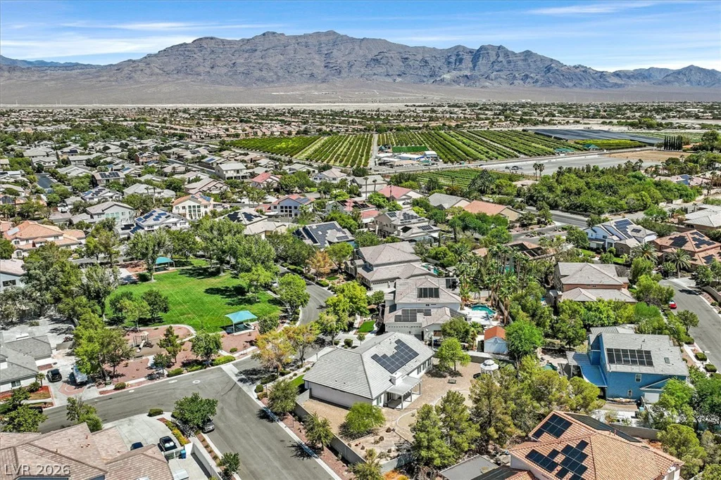 7222 Silver Charm, Las Vegas, NV 89131