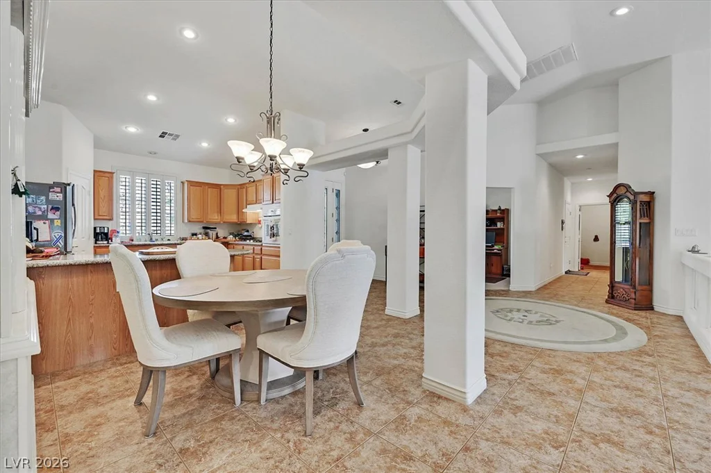 7222 Silver Charm, Las Vegas, NV 89131