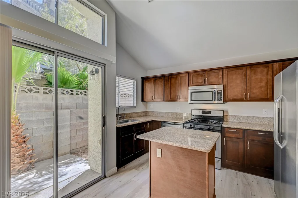 386 El Pico, Henderson, NV 89014
