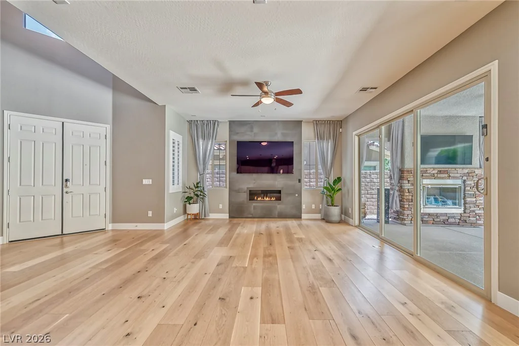 301 OAKRUN, Las Vegas, NV 89138