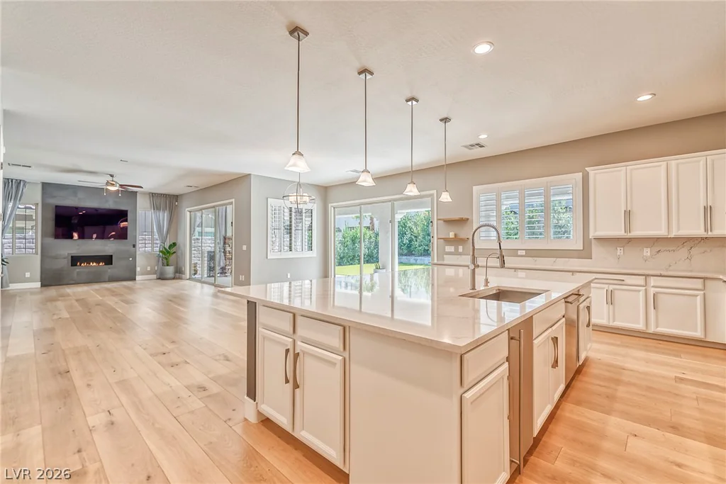 301 OAKRUN, Las Vegas, NV 89138