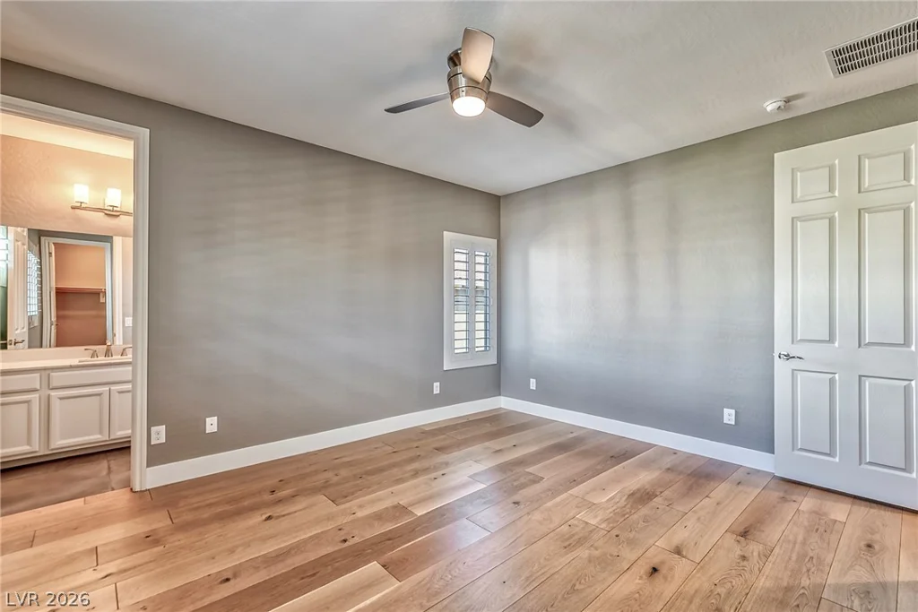 301 OAKRUN, Las Vegas, NV 89138