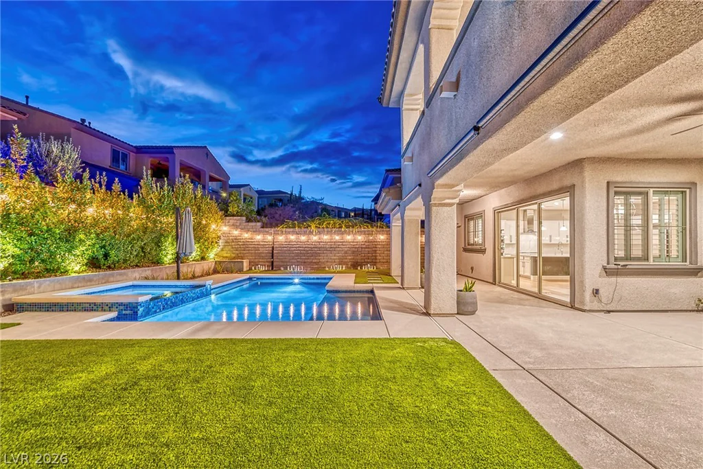 301 OAKRUN, Las Vegas, NV 89138