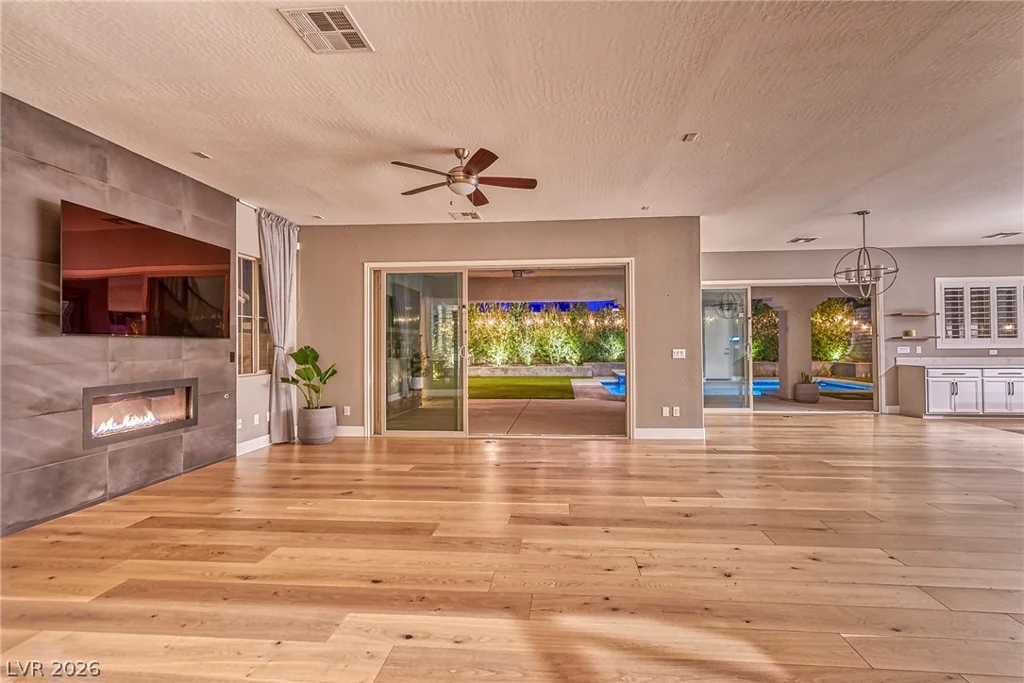 301 OAKRUN, Las Vegas, NV 89138