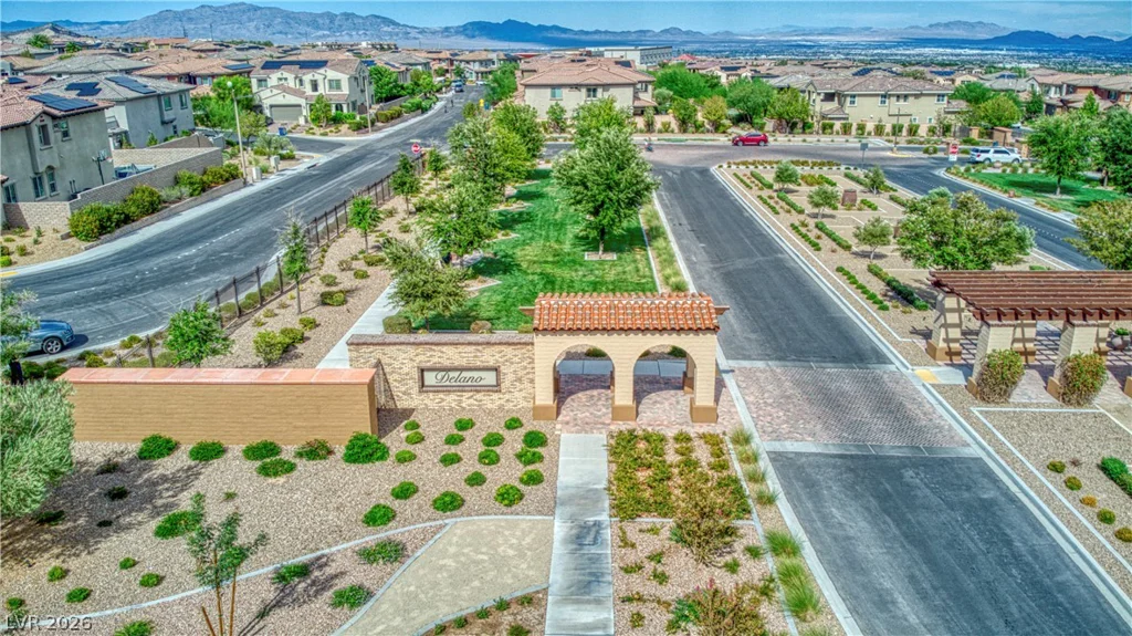 301 OAKRUN, Las Vegas, NV 89138