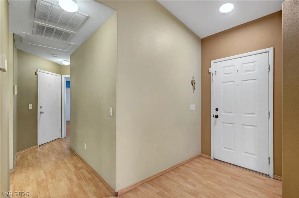 1207 Jarbridge, Las Vegas, NV 89110