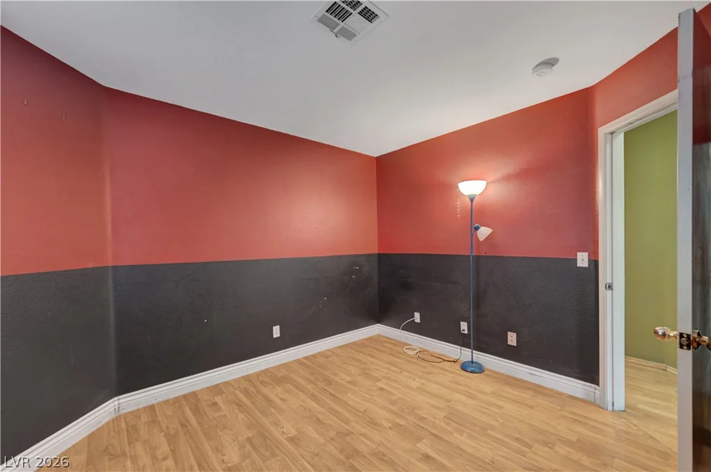 1207 Jarbridge, Las Vegas, NV 89110