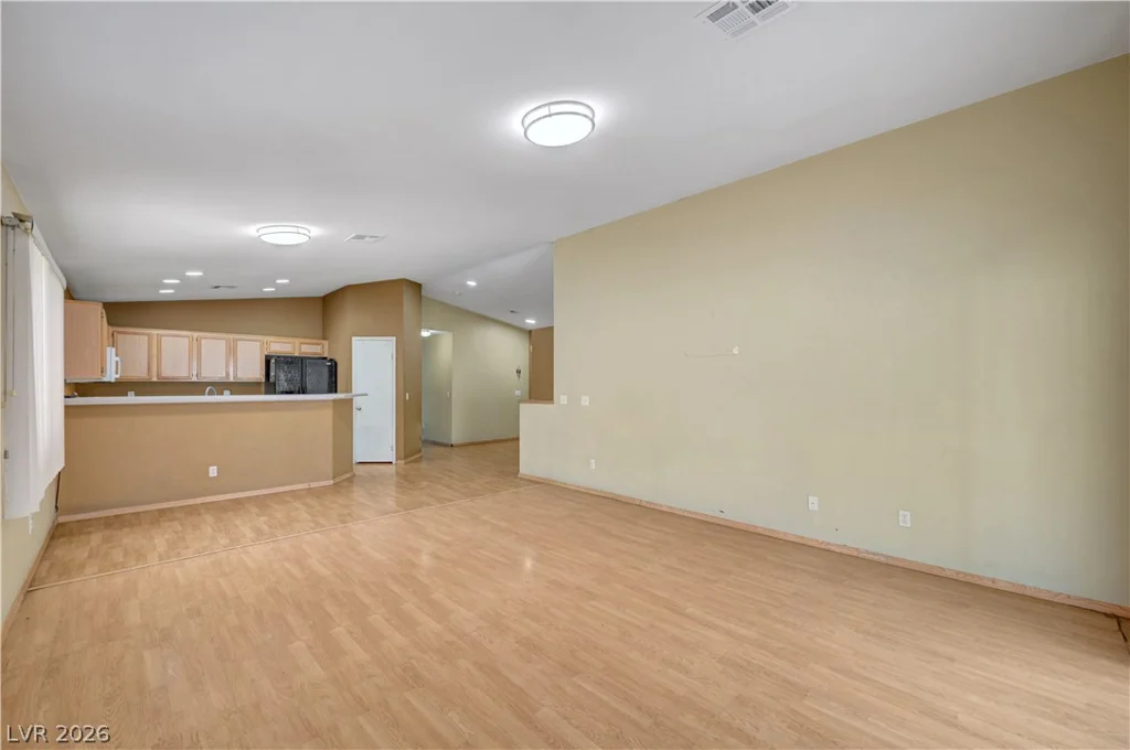 1207 Jarbridge, Las Vegas, NV 89110