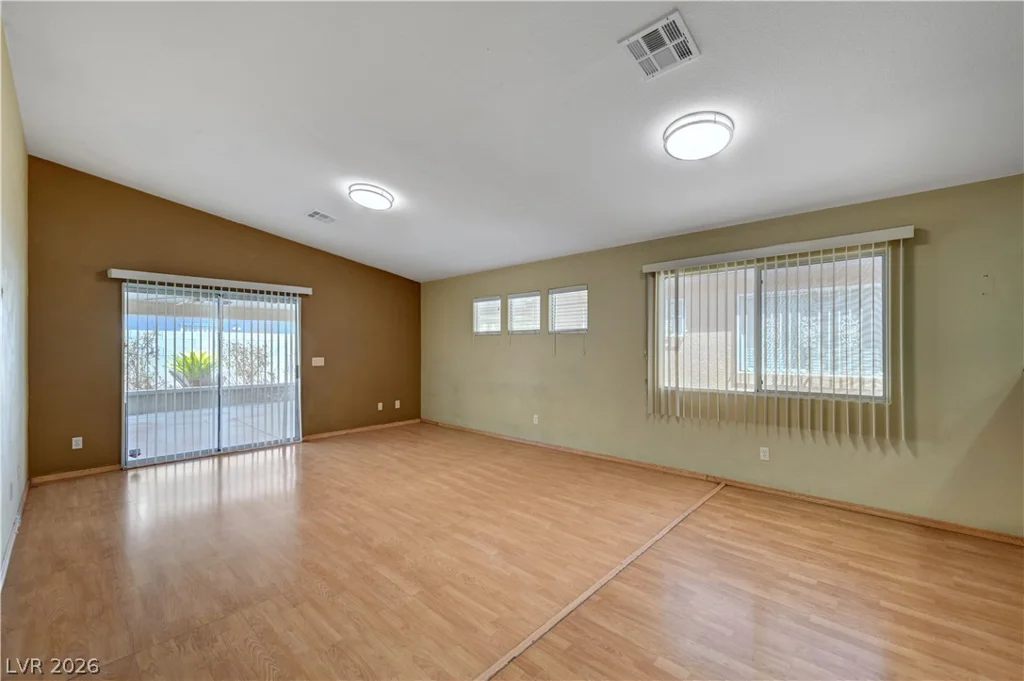 1207 Jarbridge, Las Vegas, NV 89110