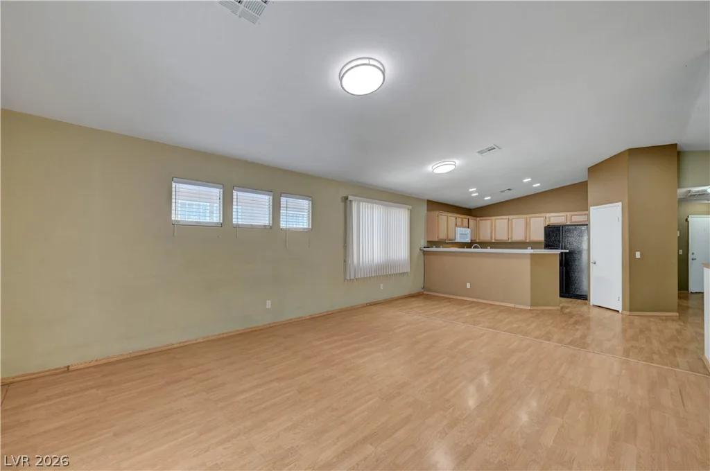 1207 Jarbridge, Las Vegas, NV 89110