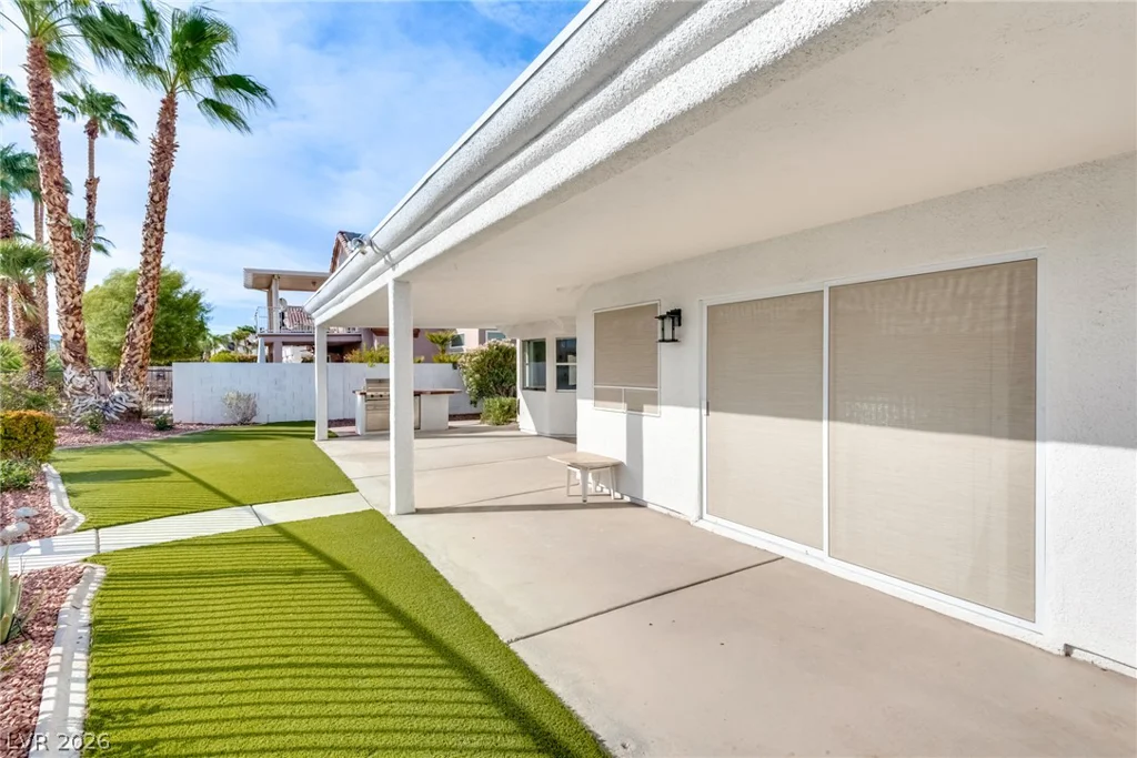 2901 Channel Bay, Las Vegas, NV 89128