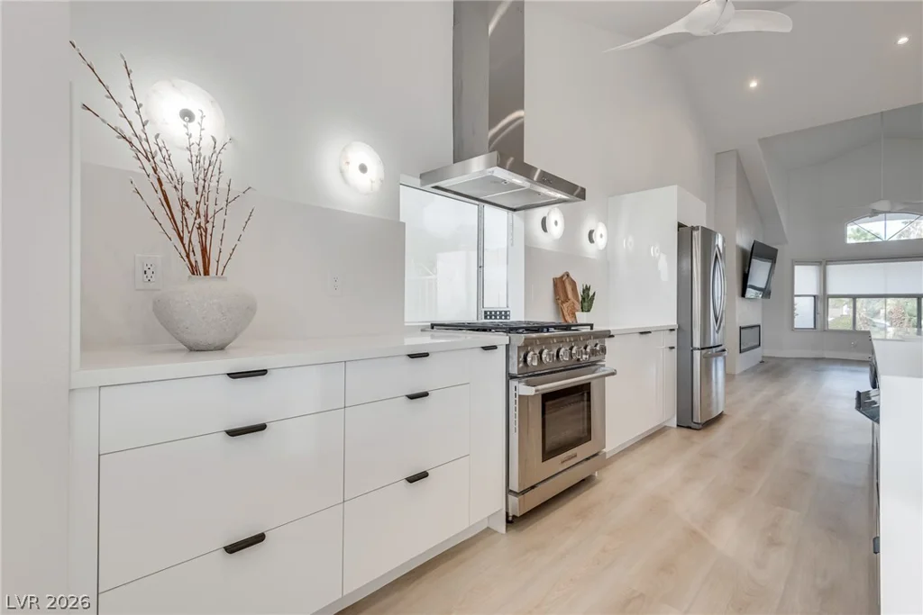 2901 Channel Bay, Las Vegas, NV 89128