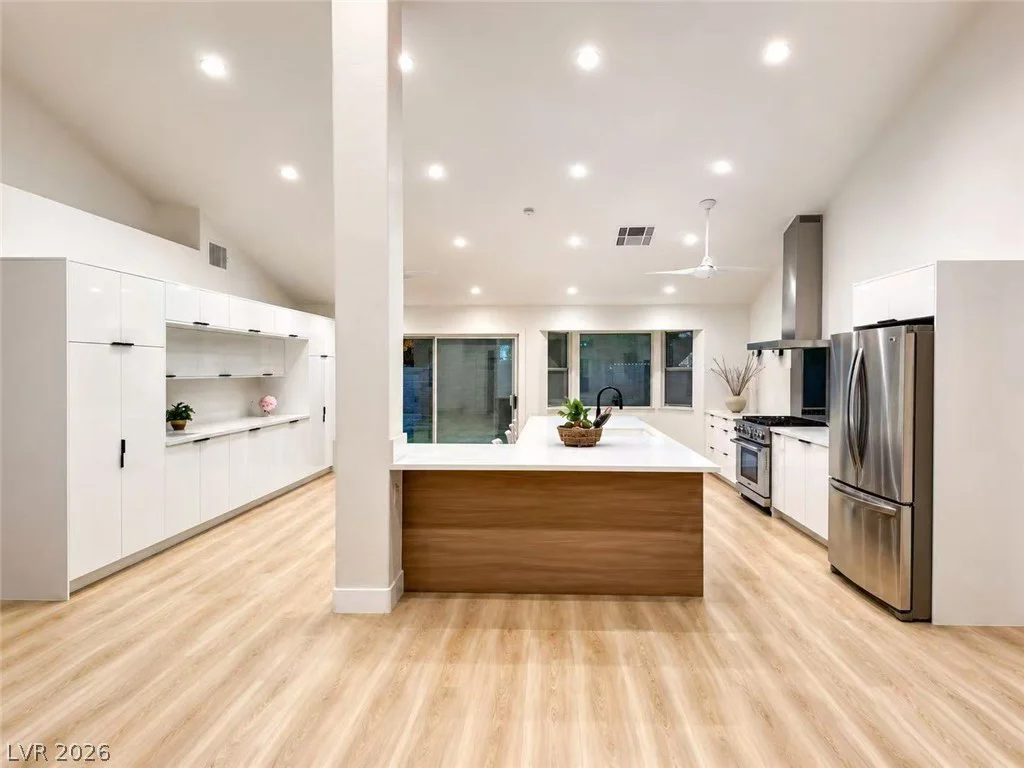 2901 Channel Bay, Las Vegas, NV 89128