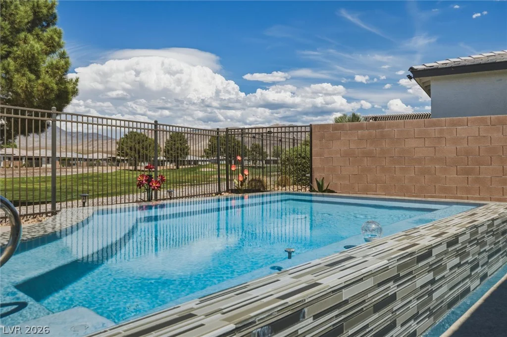 4884 Cactus Canyon, Pahrump, NV 89061