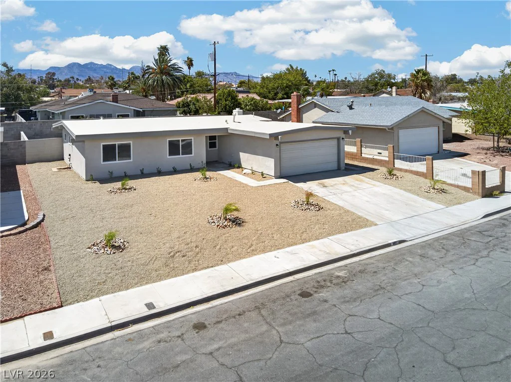 605 Donner, Las Vegas, NV 89107